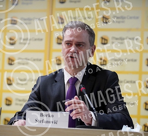 A press conference at which the opposition parties presented the 