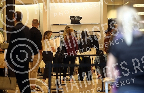 Life is slowly returning to normal after mitigating measures to combat the coronavirus epidemic.Zivot se polako vraca u normalne tokove posle ublazavanje mera borbe protiv epidemije korona virusa.