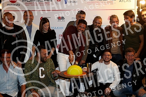 Draw for celebrity tennis tournamentZreb za Teniski turnir poznatih.