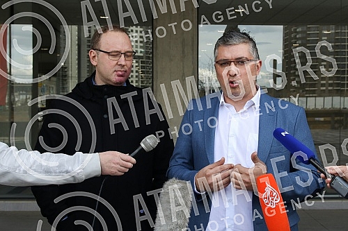The Belgrade High Court handed down a first-instance verdict to two former police officers accused of revealing official secrets regarding their activities during the visit of then-Serbian Prime Minister Aleksandar Vucic to Potocari in July 2015 when