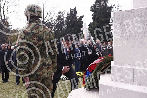 By laying wreaths at the Commonwealth Cemetery, the British Embassy in Serbia marked World War I Armistice Day, and the ceremony was led by British Ambassador Sian MacLeod. Polaganjem venaca na groblju Komonvelta, ambasada Velike Britanije u Srbiji