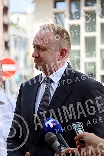 The president of the Freedom and Justice Party, Dragan Djilas, gave a statement to the First Basic Public Prosecutor's Office regarding the charges he filed against Serbian President Aleksandar Vucic and Finance Minister Sinisa Mali for 