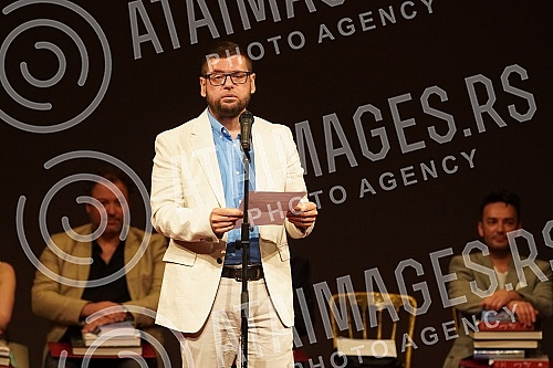 The ceremonial presentation of the 51st Golden Beocug Award and the Charter was held on the Grand Stage of the National Theater.Svecano urucenje 51. nagrade Zlatni Beocug i Povelje odrzano je  na Velikoj sceni Narodnog pozorista.