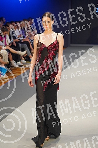 Zvonko Markovic fashion show powered by ASUS was held as part of the 34th Zepter Fashion Selection at the Hyatt Hotel.U sklopu 34. Zepter Fashion Selectiona u hotelu Hyatt odrzana je modna revija Zvonko Markovic powered by ASUS.