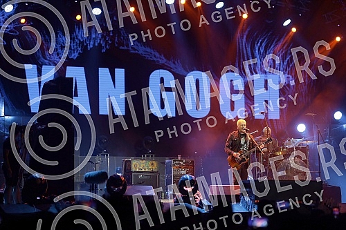 Performance of the band Van Gogh on the second day of the Exit Festival 2021 on the main stage.
Nastup benda Van Gogh drugog dana Exit festivala 2021. na bini Main stage. Performance of the band Van Gogh on the second day of the Exit Festival 2021 on the main stage.
Nastup benda Van Gogh drugog dana Exit festivala 2021. na bini Main stage.