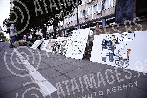 The protest of persons with disabilities in Serbia was held on the Plateau in front of the Ministry of Labor, Social Affairs and Veterans Affairs, and the protest organizers are demanding a meeting with the Minister of Labor, Employment, Social Affai