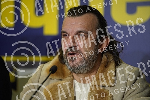Aca Lukas and the author's team organized a press conference with irregularities at the Hype studio at the Belgrade Fair at the 