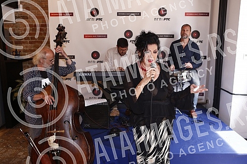 Promotion of the unusual music edition 