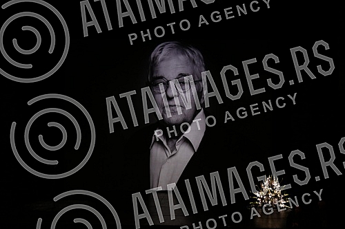 The commemoration of Branko Cvejic, in agreement with the family, was held in the Yugoslav Drama Theatre.
The commemoration of Branko Cvejic, in agreement with the family, was held in the Yugoslav Drama Theatre.