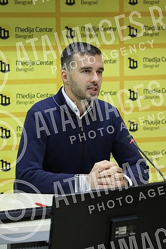 Press conference of the Initiative Kreni - Promeni on Amendments to the Law on Referendum and People's Initiative.
Konferencija za novinare Inicijative Kreni - Promeni o izmenama Zakona o referendumu i narodnoj inicijativi. Press conference of the Initiative Kreni - Promeni on Amendments to the Law on Referendum and People's Initiative.
Konferencija za novinare Inicijative Kreni - Promeni o izmenama Zakona o referendumu i narodnoj inicijativi.