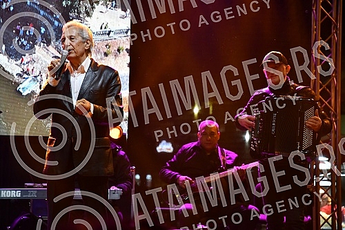 Under the auspices of the city of Kraljevo, a concert by Miroslav Ilic was held on the Square of Serbian Warriors in Kraljevo, originally planned to celebrate the Serbian New Year, but was then postponed due to the extremely bad epidemiological situa