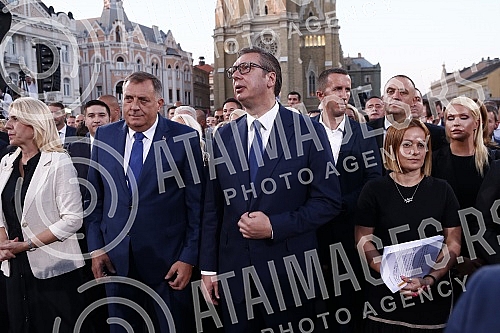 The state manifestation dedicated to the memory of all martyred and exiled Serbs on the occasion of the 27th anniversary of the military action Storm, this year was held in Novi Sad on Freedom Square.Drzavna manifestacija posvecena secanju na sve st