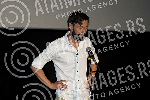 The premiere of the song and the screening of the video 