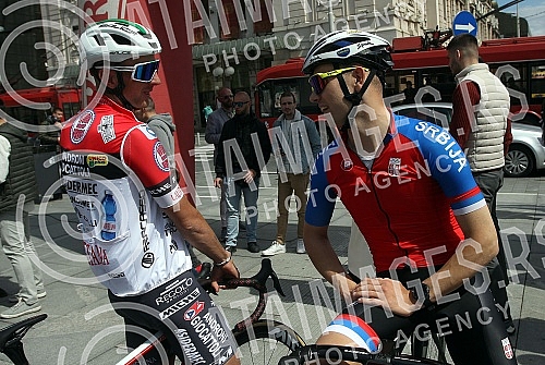 The 15th International Bicycle Race Belgrade - Banja Luka started from the Republic square.Sa Trga republike krenula je 15. Medjunarodna biciklisticka trka Beograd - Banjaluka.