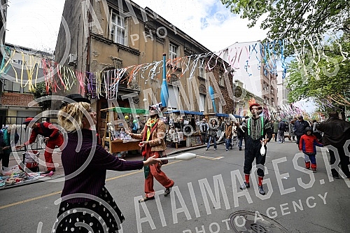 The traditional manifestation Jevremova Street of meetings after two years of pause is held on the day of the municipal celebration, Cveti under the slogan Let's meet.Tradicionalna manifestacija Jevremova ulica susreta nakon dve godine pauziranja o