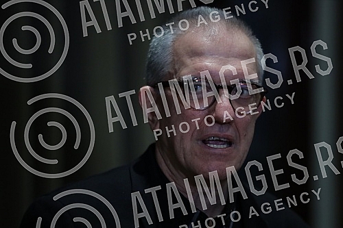 A concert in honor of the legendary drummer Dragoljub Djuricic, the man with the biggest smile on the domestic music scene, was held at the Atelier 212 theater.Koncert u cast legendarnog bubnjara Dragoljuba Djuricica, coveka sa najvecim osmehom na 