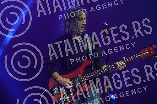 With the concert in Kombank Hall, the band Elektricni orgazam marked 40 years of a stable band and 40 years on the occasion of the release of the compilation album 