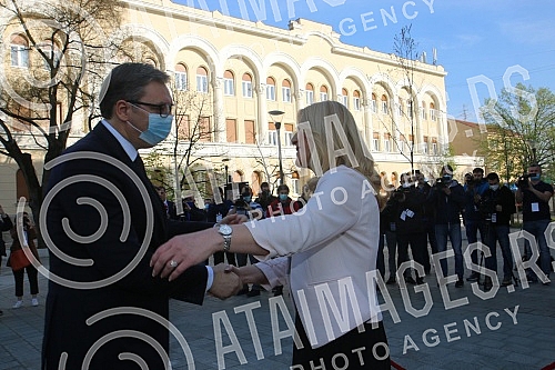The President of Serbia, Aleksandar Vucic, paid a visit to Banja Luka, where he talked with the highest officials, attended a meeting of the High council for cooperation between RS and Serbia, and was presented with the key to the City and the Charte