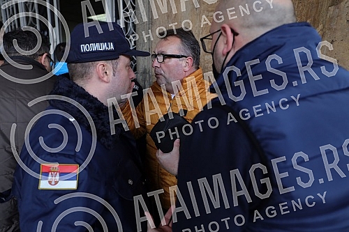 The Serbian Progressive Party handed over the list for the parliamentary elections to Aleksandar Vucic - Together we can do all the certified statements of the voters who support it, today, February 16, 2022. year, at 15 o'clock, at the headquarters 