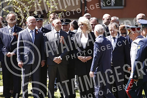 As part of the celebration of May 9, the Day of Victory over Fascism in World War II, representatives of the Ministry of Defense and the Serbian Army, the City of Belgrade and SUBNOR and participants in the Immortal Regiment laid wreaths at the Monum