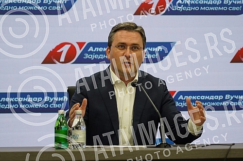 Addressing the media after the completed session of the Presidency of the Serbian Progressive Party.Obaracanje medijima nakon zavrsene sednice Predsednistva Srpske napredne stranke.