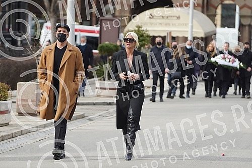 Burial of journalist Ksenija Vucic at the New Cemetery.
Sahrana novinarke Ksenije Vucic na Novom groblju.
Burial of journalist Ksenija Vucic at the New Cemetery.
Sahrana novinarke Ksenije Vucic na Novom groblju.