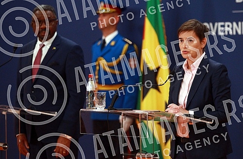 The Prime Minister of the Republic of Serbia, Ana Brnabic, met with the Prime Minister of the Democratic Republic of São Tomé and Príncipe, Jorge Bom Jesus, in the Palace of Serbia.Predsednica Vlade Republike Srbije Ana Brnabic sastala  se sa preds