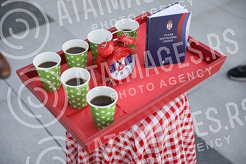 Let's awaken the judiciary with a performance in front of the Palace of Justice, association for the Protection of constitutionality and legality 