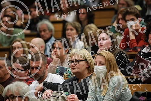 A panel discussion A panel discussion