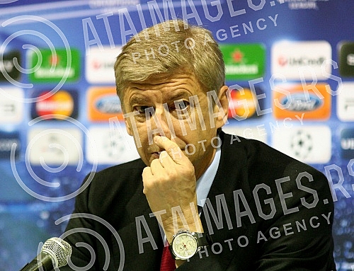 Konferencija za medije FK Partizan i Arsenal FC (England) posle utakmice u grupnoj fazi takmicenja Grupe H (Group H, Champions League) odigrane na stadionu Partizana.