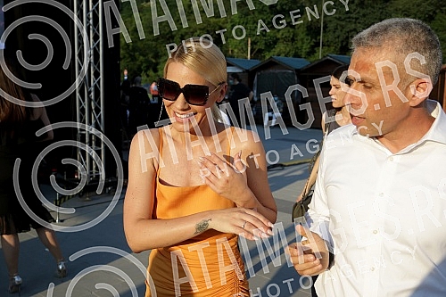 Capitol Park Rakovica became BIG Rakovica on June 28, and on that occasion a celebration was organized that began with a big concert by Natasa Bekvalac.Capitol Park Rakovica je od 28. juna postao BIG Rakovica, a tom prilikom priredjena je proslava k