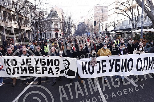 On the fourth anniversary of the murder of Oliver Ivanovic, citizens and opposition leaders gathered in front of the Presidency of the Republic of Serbia, and then went for a walk along the route to the Church of St. Mark under the slogan 