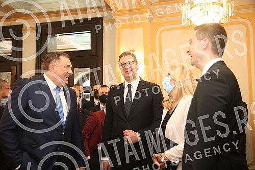 The President of Serbia, Aleksandar Vucic, paid a visit to Banja Luka, where he talked with the highest officials, attended a meeting of the High council for cooperation between RS and Serbia, and was presented with the key to the City and the Charte