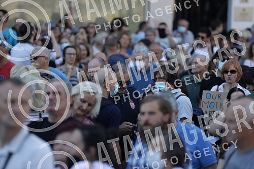 In front of the House of the National Assembly, a protest of several non-governmental organizations began, entitled 