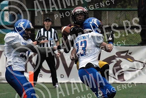 IFAF Liga sampiona americkog fudbala odigrana na Adi ciganliji izmedju SBB Vukova i Silverhawks iz Slovenije (Ljubljana/Slovenia).