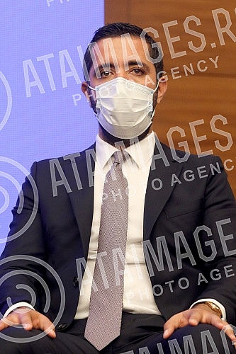 The ceremony of handing over the agreement on the EU donation of 10.2 million euros for 19 local self-government units for social housing and active inclusion projects was held in the Club of Deputies.Ceremonija urucivanja sporazuma o donaciji EU o