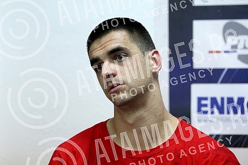 The second leg of senior national team of Serbia and Romania for the World Championship in Croatia 2018.
Revans utakmica seniorskih reprezentacija Srbije i Rumunije za Svetsko prvenstvo u Hrvatskoj 2018. The second leg of senior national team of Serbia and Romania for the World Championship in Croatia 2018.
Revans utakmica seniorskih reprezentacija Srbije i Rumunije za Svetsko prvenstvo u Hrvatskoj 2018.