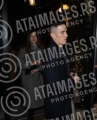 Singer Katarina Grujic and football player Marko Gobeljic became the parents of daughter Katja yesterday, and on that happy occasion, a celebration was held tonight at the Topciderac restaurant.