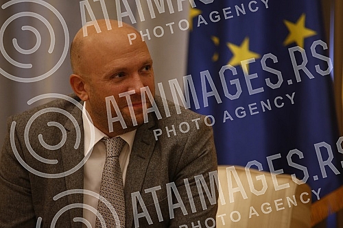 In the Presidency building, the President of the Republic of Serbia, Aleksandar Vucic, met with the special envoy of Germany for the countries of the Western Balkans, Manuel Sarrazin.
U zgradi Predsednistva predsednik Republike Srbije Aleksandar Vuc In the Presidency building, the President of the Republic of Serbia, Aleksandar Vucic, met with the special envoy of Germany for the countries of the Western Balkans, Manuel Sarrazin.
U zgradi Predsednistva predsednik Republike Srbije Aleksandar Vuc