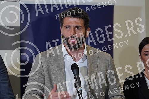 The Mayor of Belgrade, Aleksandar Sapic, held a meeting with communal militiamen and inspectors from the Secretariat for Inspection Affairs of the City of Belgrade in the Municipal Hall, and after the meeting a press conference was held where new mea