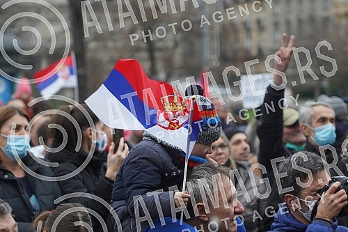 A rally in support of Novak Djokovic was held in front of the National Assembly, and was organized by Novak's family, who had previously held a press conference at the Novak restaurant. Skup podrske Novaku Djokovicu odrzan je ispred Narodne skupsti
