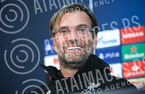 Press conference of Jurgen Klopp before the match of 4 rounds of Group C in the Champions League.
Pres konferencija Jirgena Klopa pred utakmicu 4 kola grupe C u Ligi sampiona. Press conference of Jurgen Klopp before the match of 4 rounds of Group C in the Champions League.
Pres konferencija Jirgena Klopa pred utakmicu 4 kola grupe C u Ligi sampiona.