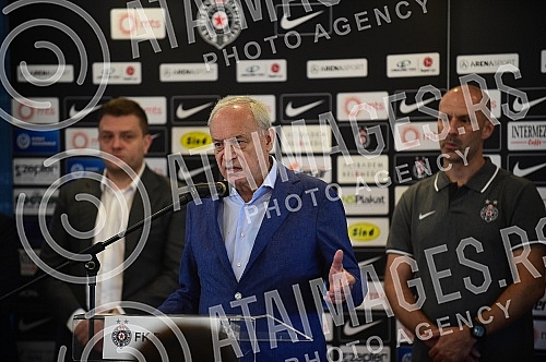 The official call of FK Partizan before the start of the 2022/2023 season was held at the Partizan - Teleoptik Sports Center, and then the first training session was held.Zvanicna prozivka FK Partizana pred pocetak sezone 2022/2023 odrzana je u Spo