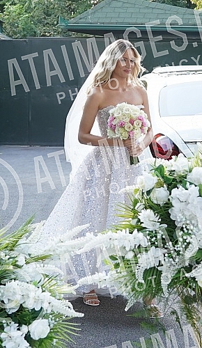 The daughter of singer Mira Skoric and surgeon Vasa Jeremic, Milica Jeremic married her longtime boyfriend Sebastijan, and the celebration was held at the Frans restaurant.Cerka pevacice Mire Skoric i hiurga Vase Jeremica, Milica Jeremic udala se d