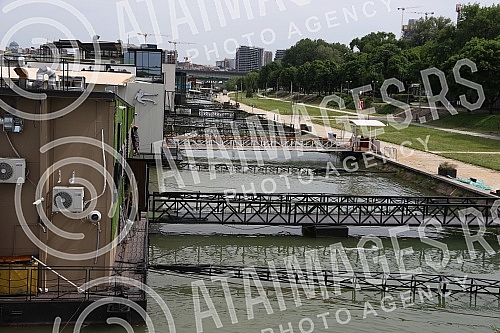 View of Belgrade from the river Sava.
Pogled na Beograd sa reke Save. View of Belgrade from the river Sava.
Pogled na Beograd sa reke Save.