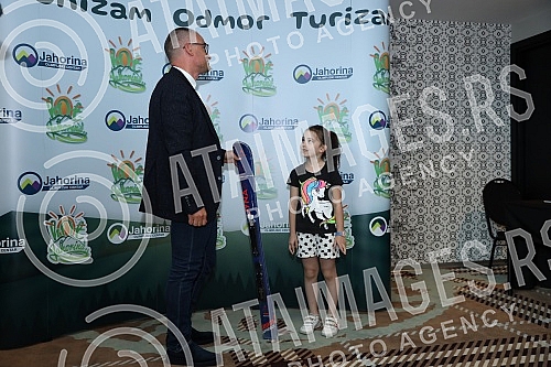 Press conference on the occasion of the Jahorina HOT Festival and the presentation of the summer offer of the Jahorina Olympic Center.
Konferencija za medije povodom Jahorina HOT festivala i predstavljanja letnje ponude Olimpijskog centra Jahorina. Press conference on the occasion of the Jahorina HOT Festival and the presentation of the summer offer of the Jahorina Olympic Center.
Konferencija za medije povodom Jahorina HOT festivala i predstavljanja letnje ponude Olimpijskog centra Jahorina.