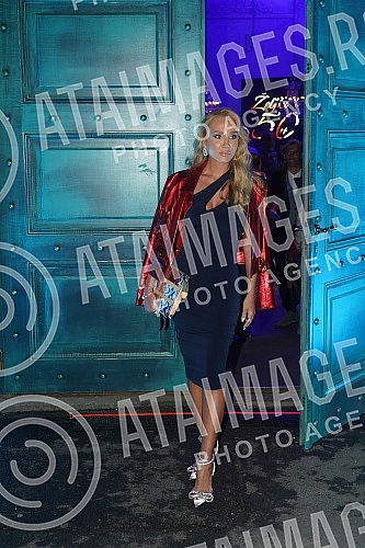 Zeljka Joksimovic's 50th birthday celebration was held at the Dorcoleta Club.Proslava 50. rodjendana Zeljka Joksimovic odrzana je u u klubu Dorcoleta.