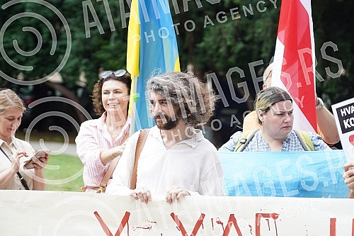 An informal group of citizens 