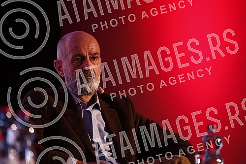 A rally was held in Hotel Zira on the occasion of World HIV Day.U Hotelu Zira odrzan je skup povodom Svetskog dana borbe protiv HIV-a.