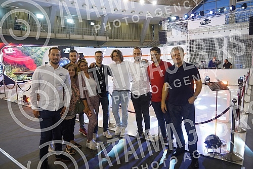 As part of the 64th International Fair of Technology and Technical Achievements at the Belgrade Fair, in Hall 3 at the PR-DC stand (Pink Research & Development Center), DJ Zex played music at the After Work Matinee.U okviru 64. Medjunarodnog sajma 